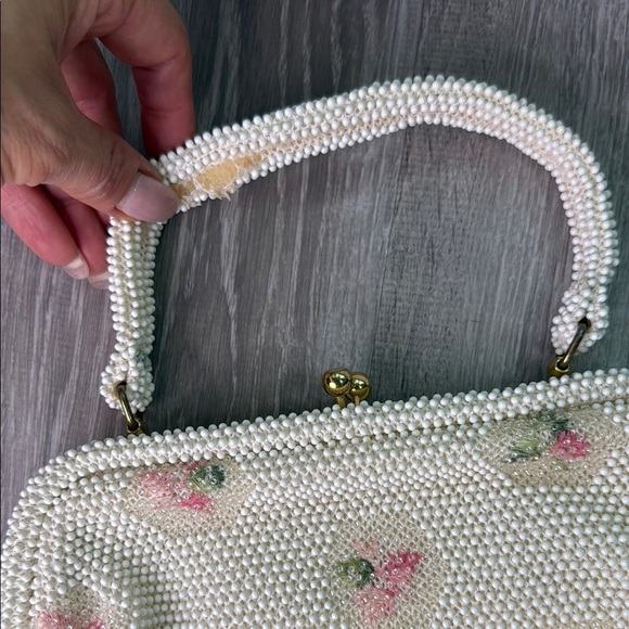 Cream and Pink Floral Clutch with Metal Zipper - Picture 3 of 8